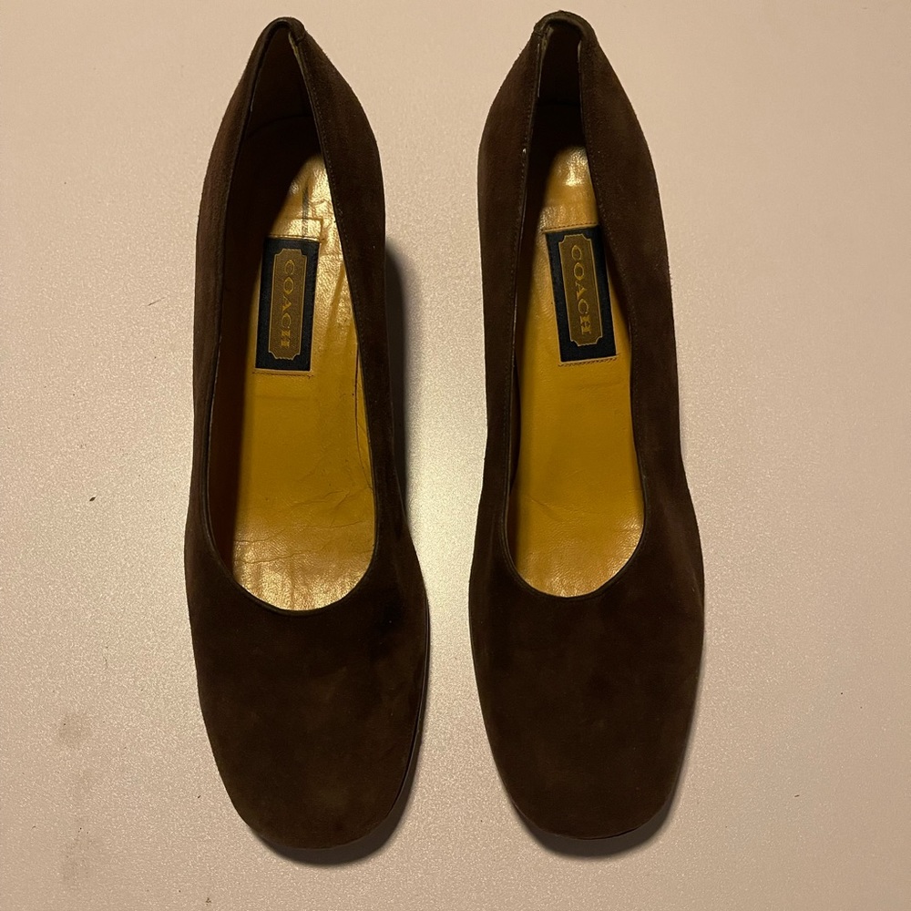 Coach women’s brown suede shoes made in Italy size 7.5 B Heel shoes Mules